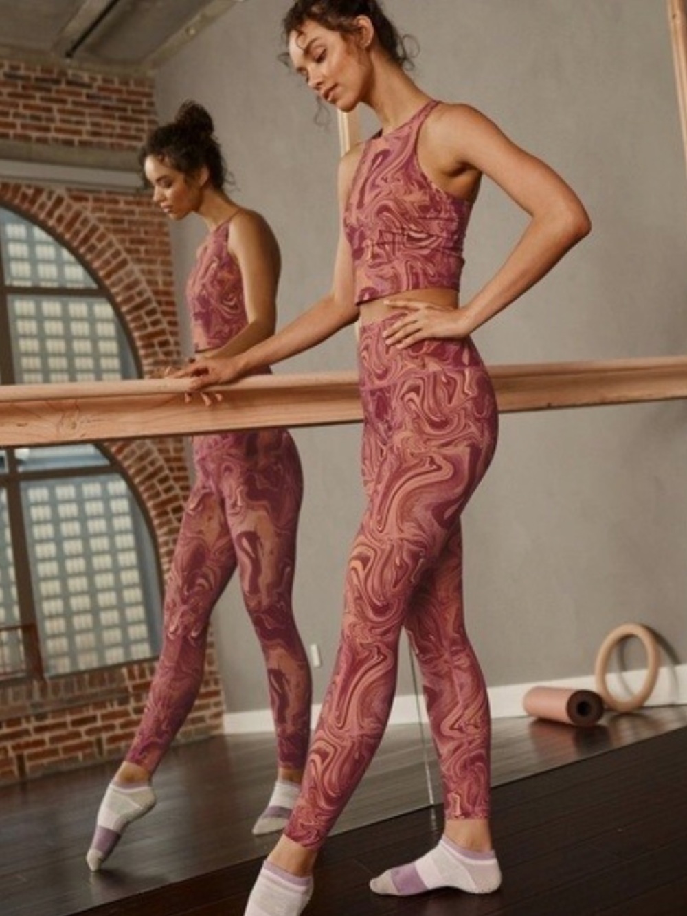 Beyond Yoga Set - Picture 3 of 7